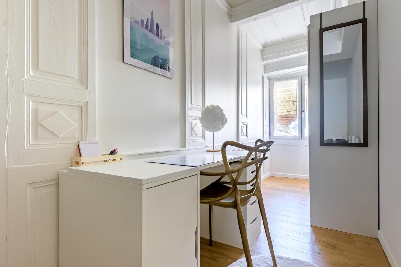 Le Georges Apartment Montbeliard Bagian luar foto