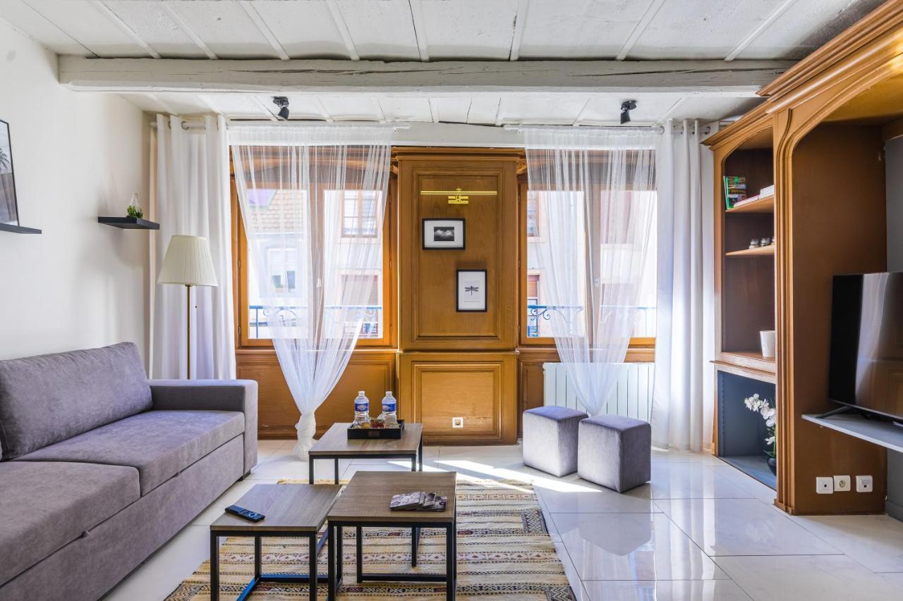 Le Georges Apartment Montbeliard Bagian luar foto